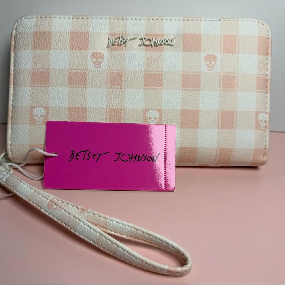 Betsey Johnson Cream and Pink Checkered Wallet (0273)